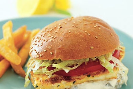 101 "Whaler" Fish Sandwich