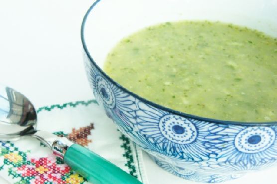 5:2 Diet - Broccoli and Celery Soup = 111 Calories