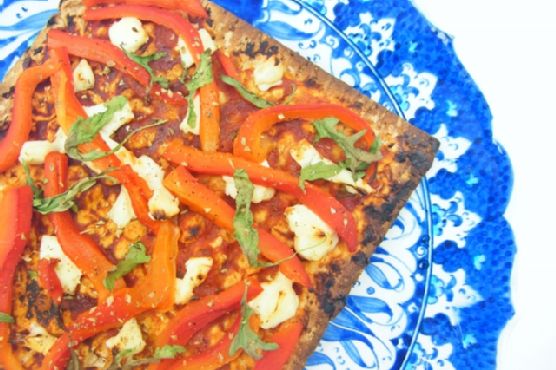 5:2 Diet - Pepper and Rocket (Arugula) Pizza = 269 calories