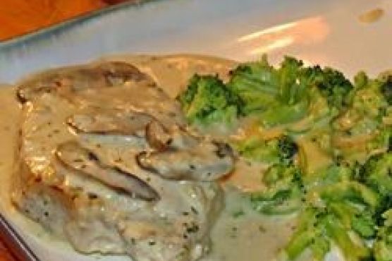 Amazing Pork Chops in Cream Sauce