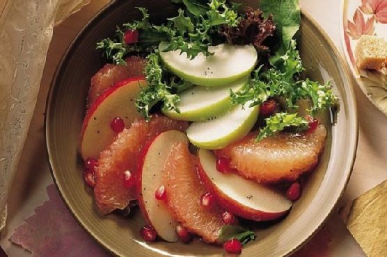 Apple-Grapefruit Salad