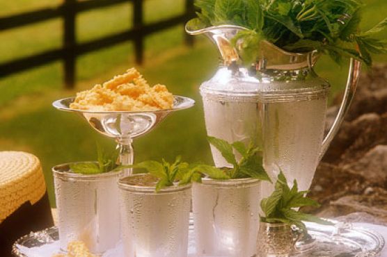 Apple Mint Juleps