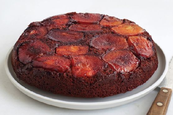 Apple-Molasses Upside-Down Cake