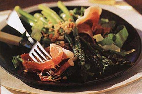 Asparagus and Serrano Ham Salad with Toasted Almonds
