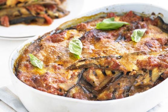 Aubergine, tomato & Parmesan bake (Melanzane alla Parmigiana)