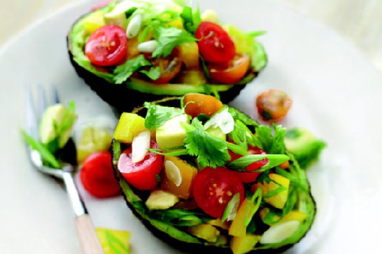 Avocado Salad with Bell Pepper and Tomatoes
