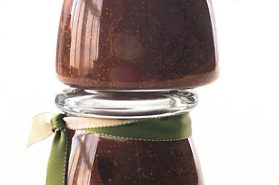 Balsamic Fig Chutney with Roasted Grapes