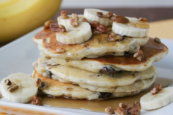 Banana-Chocolate-Pecan Pancakes