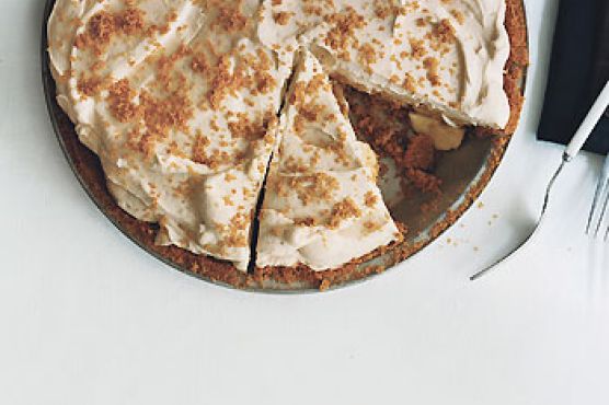 Banana Rum Cream Pie