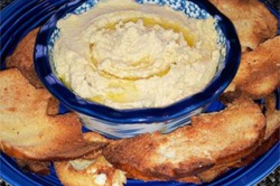 Basil’s Traditional Hummus