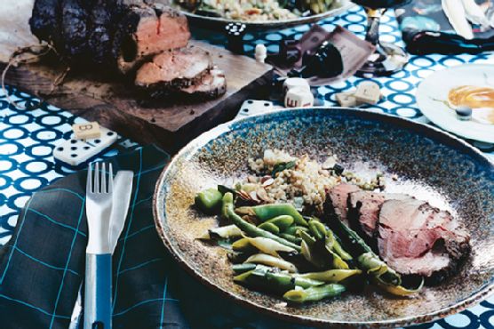 Black Pepper Spice-Rubbed Beef Tenderloin