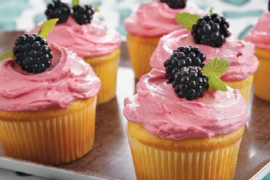 Blackberry Citrus Cupcakes