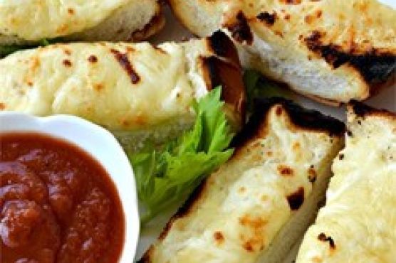 Blue Cheese and Garlic Bread