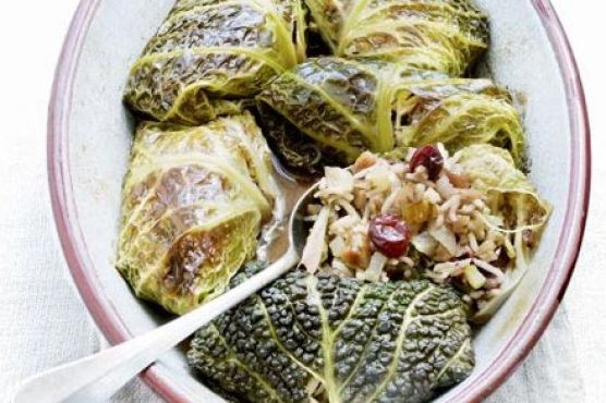 Braised stuffed cabbage