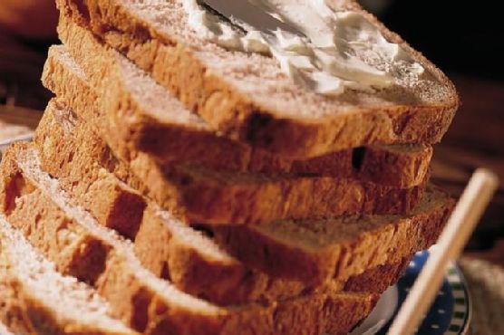 Bread Machine Caramel Apple and Pecan Bread