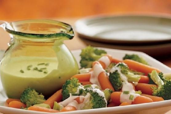 Broccoli and Carrots with Creamy Parmesan Sauce