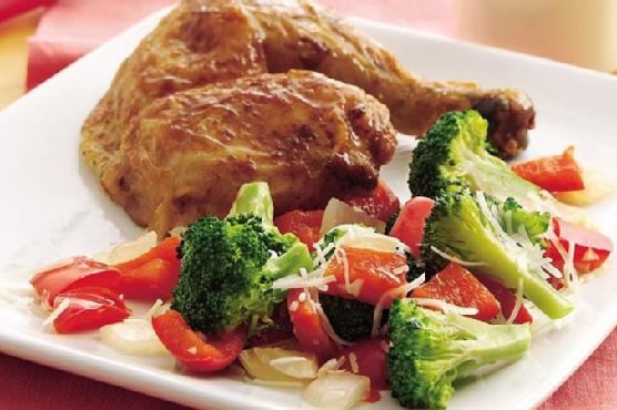 Broccoli with Sweet Red Pepper and Garlic