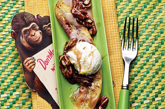 Browned Butter Bananas with Toasted Pecans