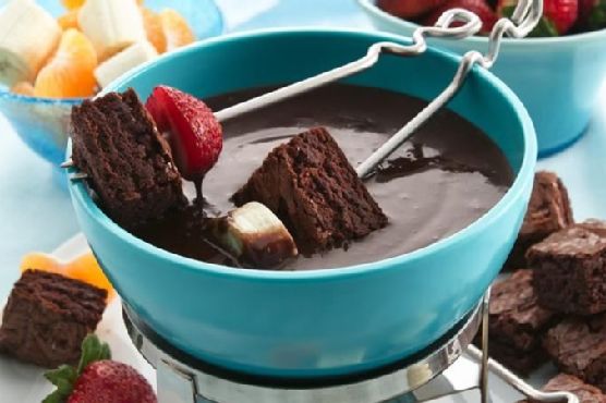 Brownies and Chocolate-Raspberry Fondue