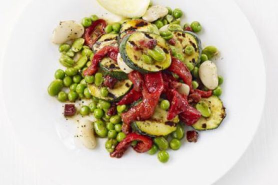 Butter bean, grilled courgette, roast red pepper & chorizo salad