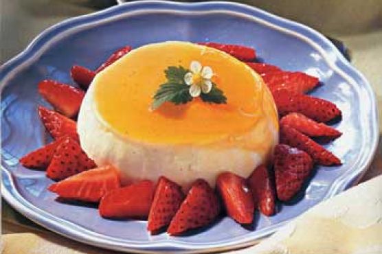 Buttermilk Panna Cotta with Sweetened Strawberries