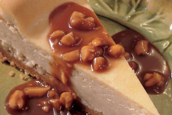 Candy Bar Cheesecake