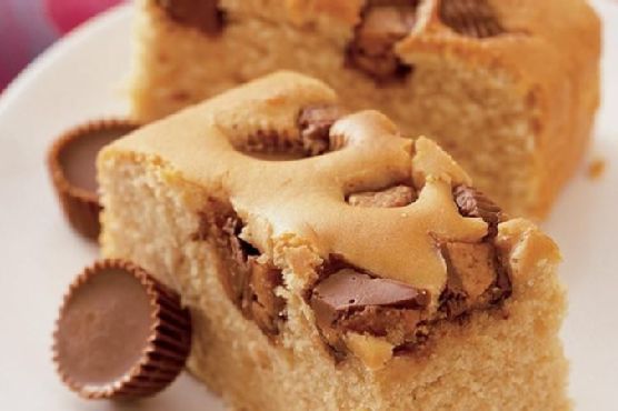 Candy Bar Peanut Butter Cake