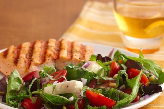 Caprese Salad with Greens