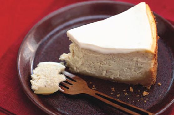 Chai-Spiced Cheesecake with Ginger Crust