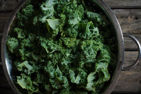 Cheesy Kale Chips with Miso, Garlic and Dulse