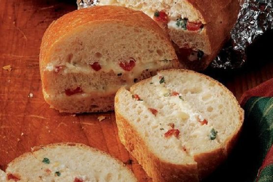 Cheesy Roasted Red Pepper Bread