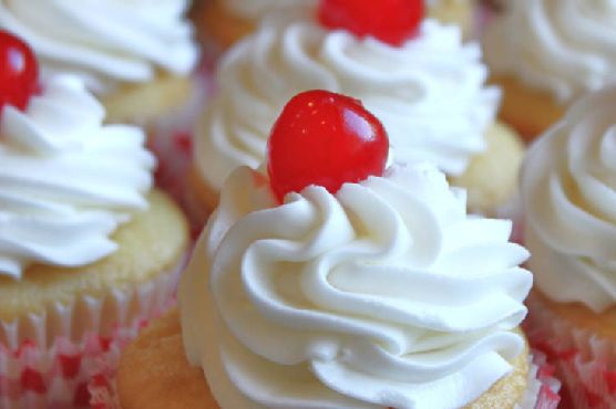 Cherry-Filled Cupcakes