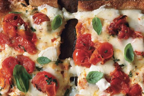 Cherry Tomato Pizza Margherita