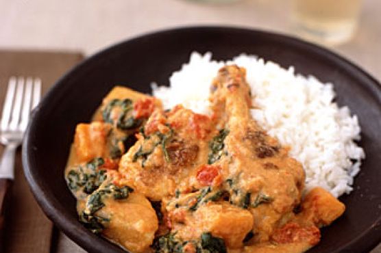 Chicken and Vegetables Braised in Peanut Sauce