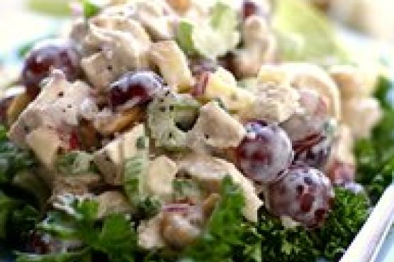 Chicken Salad with Grapes, Cashews, Apples and Fresh Dill