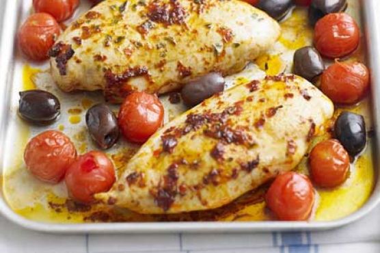 Chicken with harissa & tomatoes