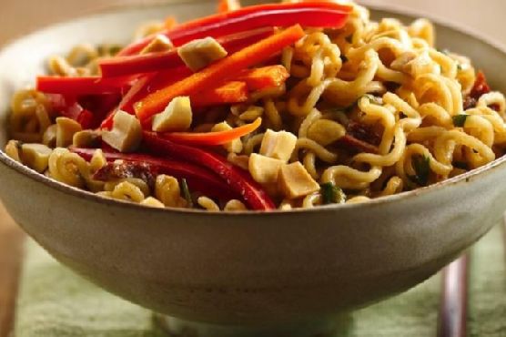Chipotle Peanut Noodle Bowls