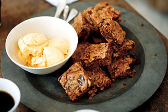 Chock-Full Blondie Squares