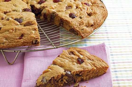 Choco-Cherry-Nut Cookie Pizza
