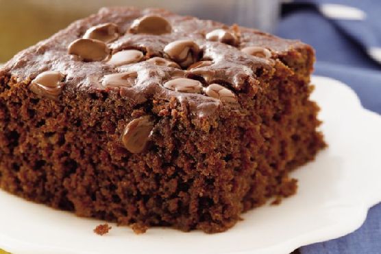 Chocolate-Banana Snack Cake