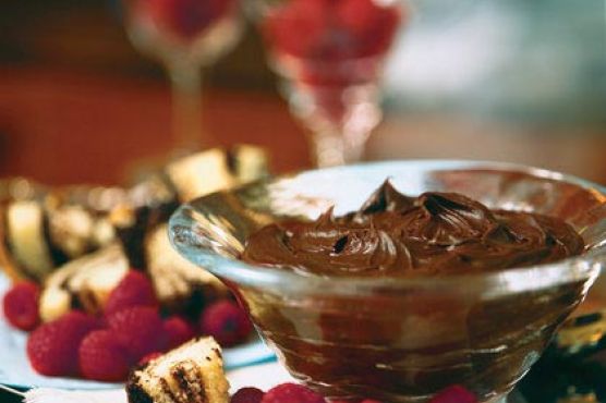 Chocolate-Cherry Surprise Cheesecake