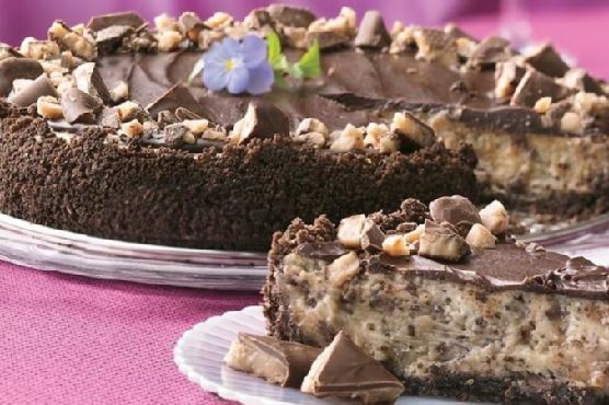 Chocolate Chip-Toffee Cheesecake