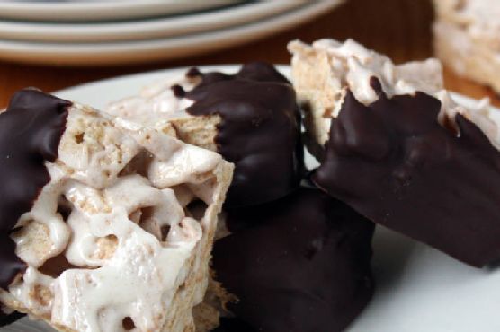 Chocolate-Dipped Frosted Toast Crunch™ Cereal Marshmallow Treats