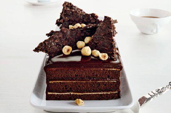 Chocolate Hazelnut Cake with Praline Chocolate Crunch