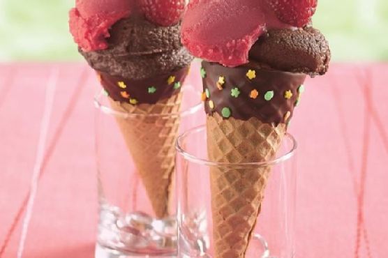 Chocolate Mousse Cones