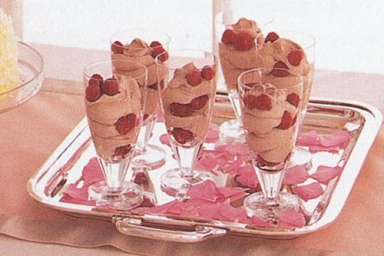 Chocolate Mousse with Raspberries
