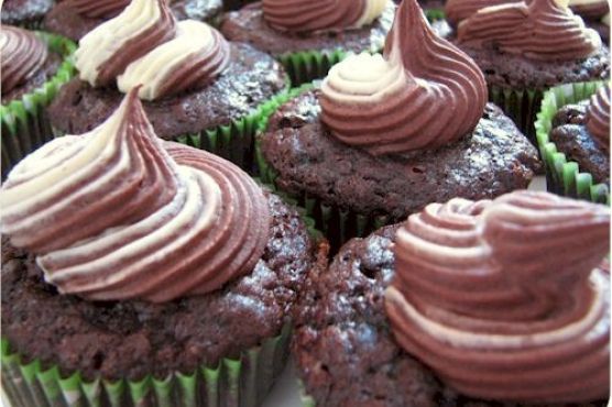 Chocolate-Orange Vegan Halloween Cupcakes