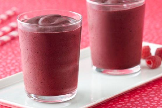 Chocolate Smoothies with Berries and Spinach