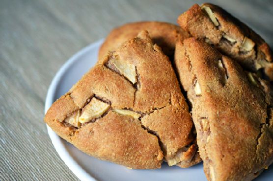 Cinnamon Apple Scones
