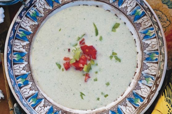 Cold Cucumber and Cubanelle Soup with Cashews and Chives